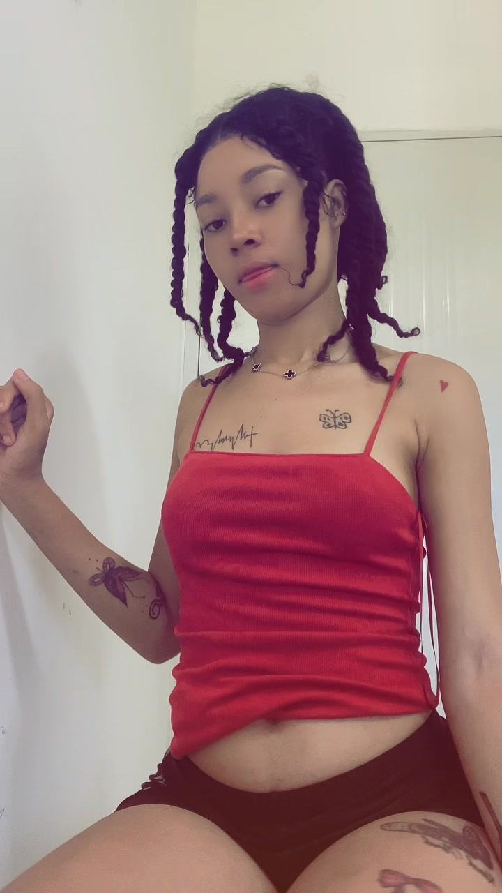 @Chica loca 🖤🖤🇭🇹