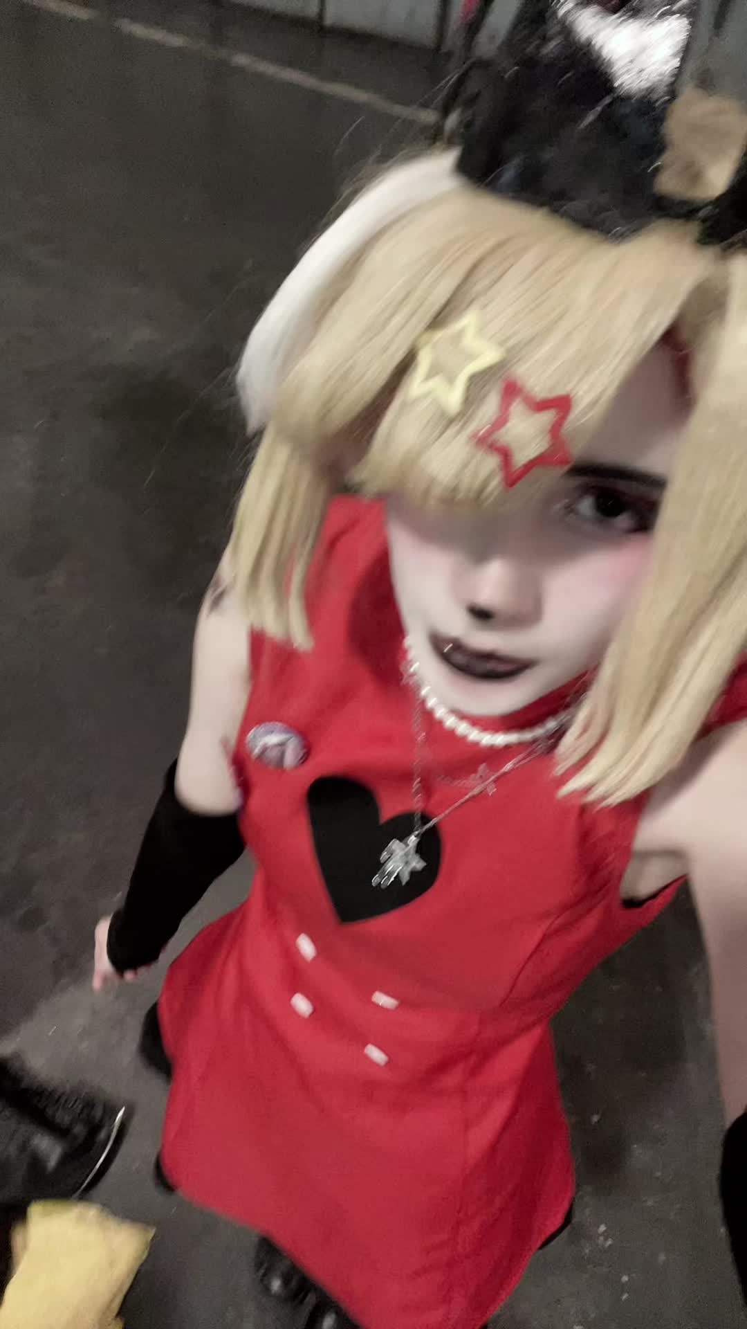 @☆ﾐKosmiiya!🍓// Vaggi✘ #1 Fan