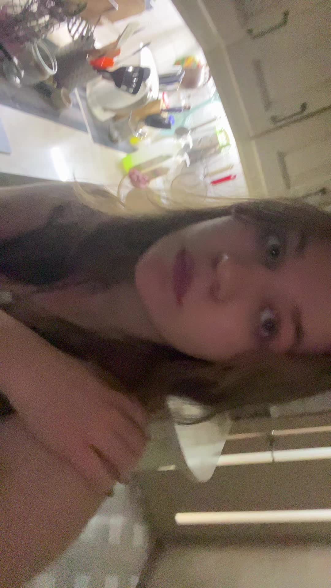 @Ника