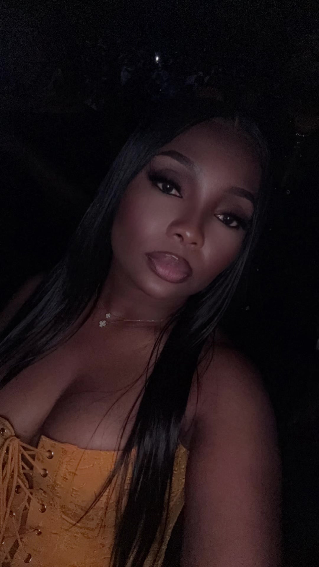 @Vero_Fashionably_Late 🐐M’La