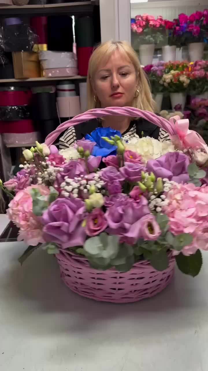 @Lona&rsquo;s flowers shop