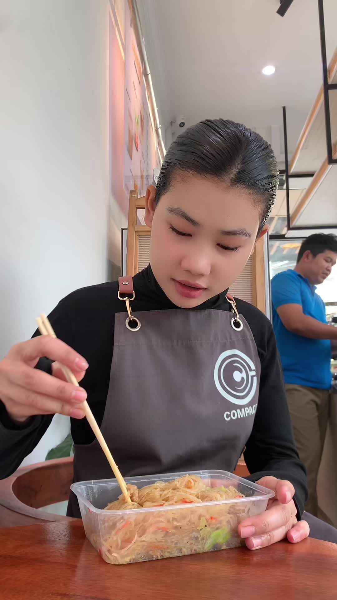 @ភូយ៉ា🇰🇭