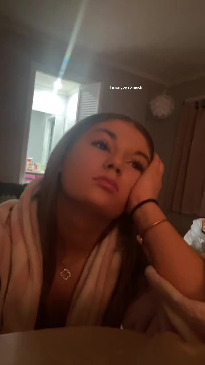 @chlo