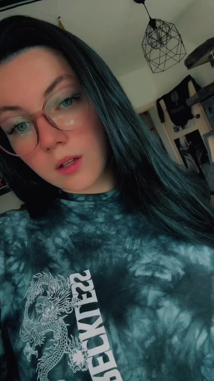 @vanessa🖤