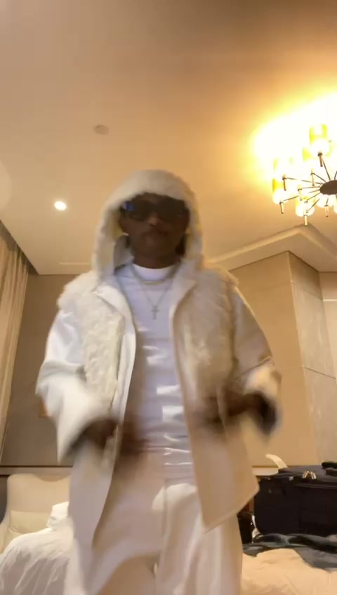 @Sean&ensp;Tizzle
