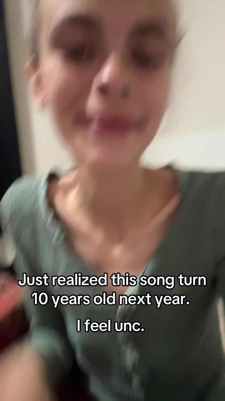 @auroraburt