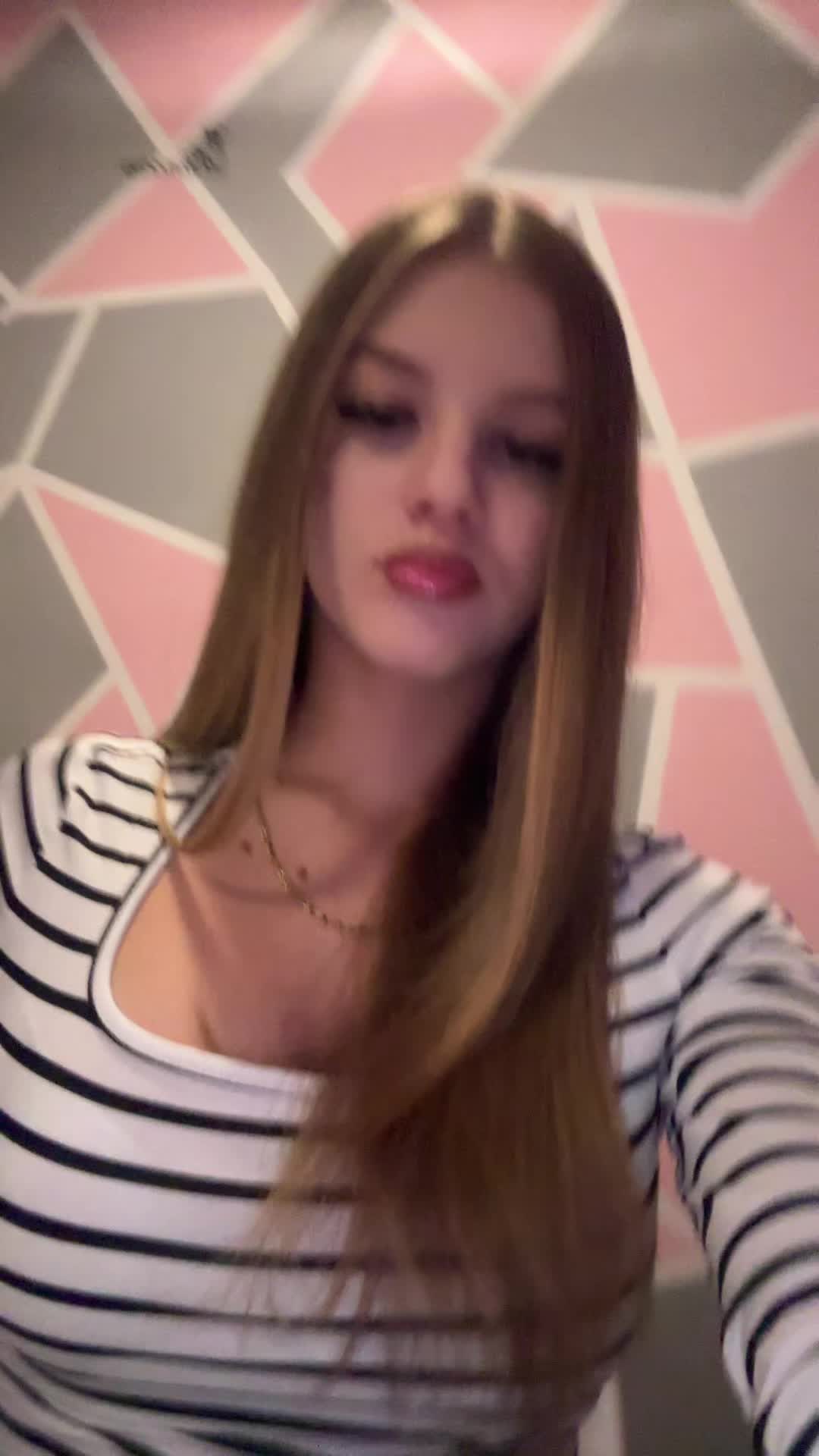@ليكسني