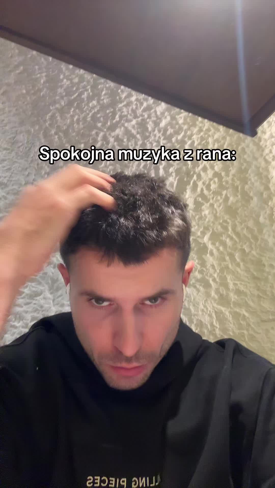 @Aleksander Siczek