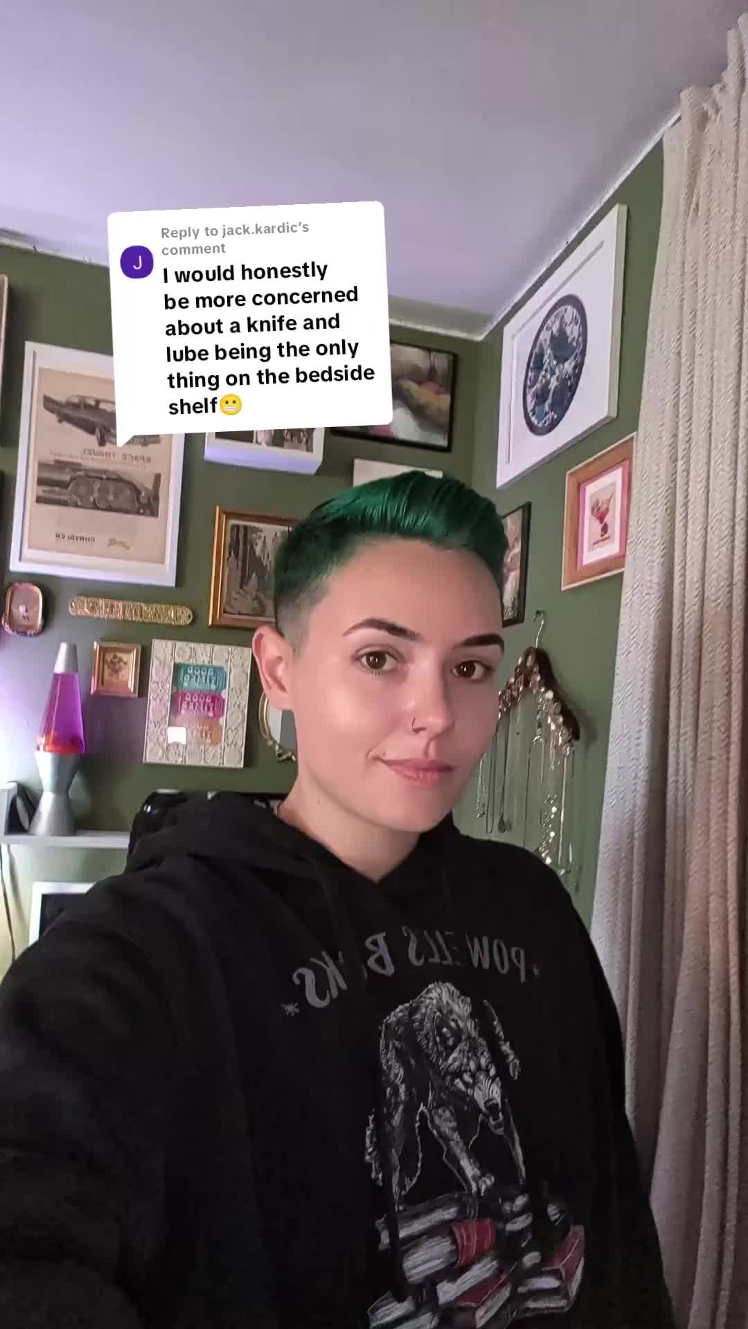 Kitthebeefcake (kit_the_beefcake) Urlebird