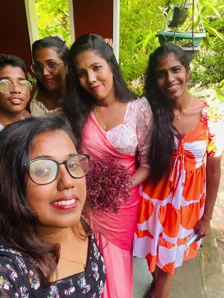 @🌼 chethu 🌸
