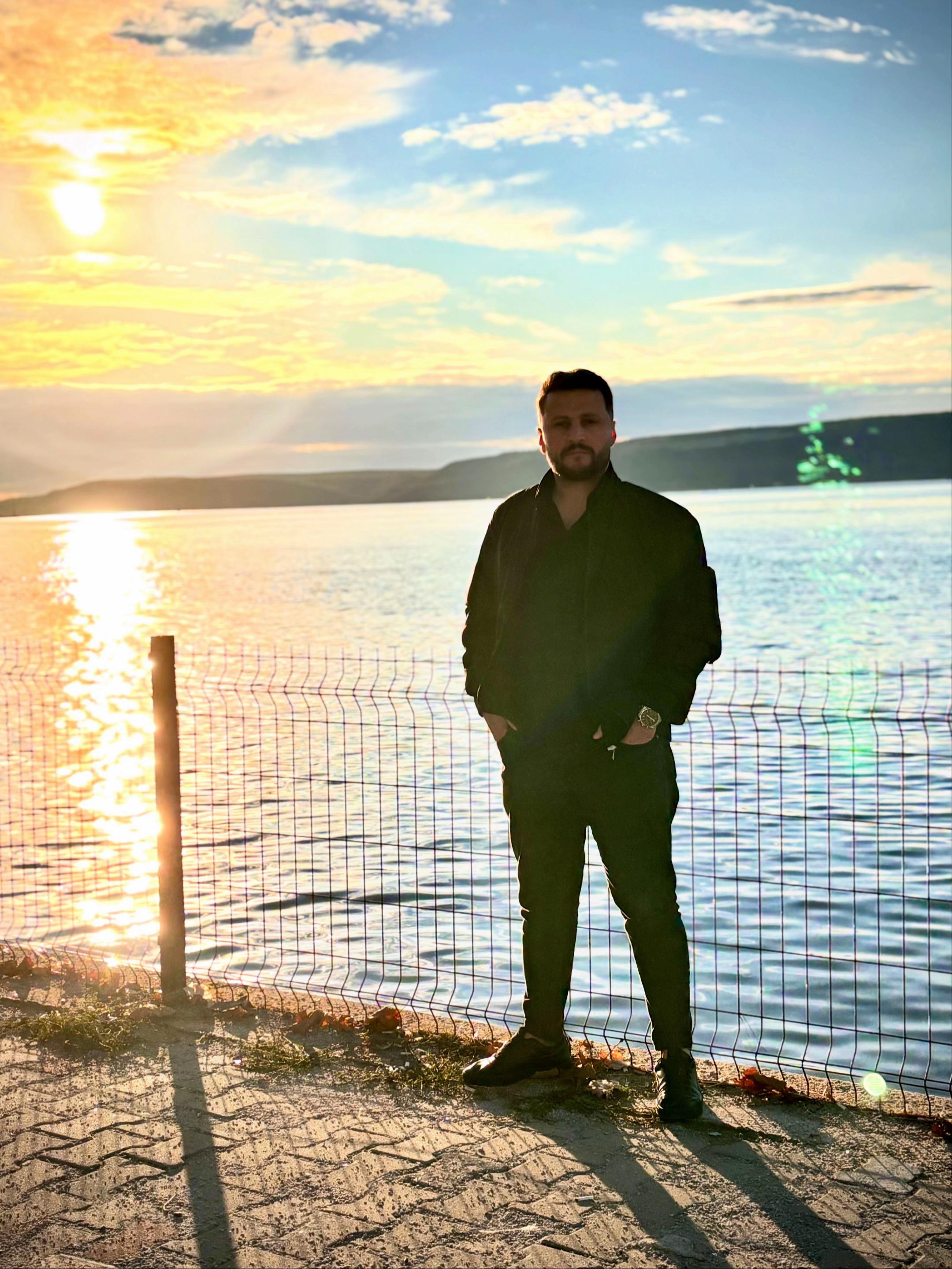 @Samet deler