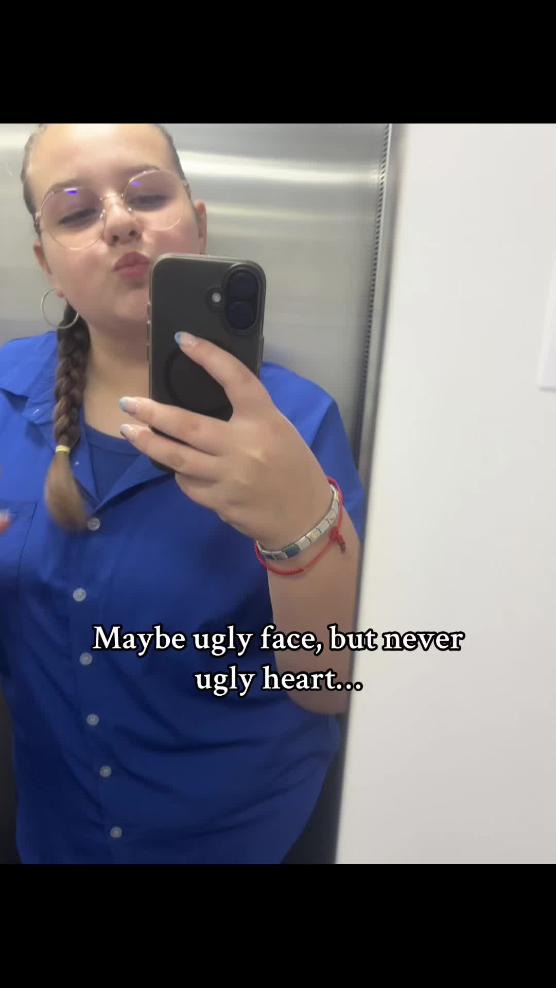 @𝓚𝓻𝓪𝓼𝓲𝓶𝓲𝓻𝓪🏊🏻&zwj;♀️ 𖣂