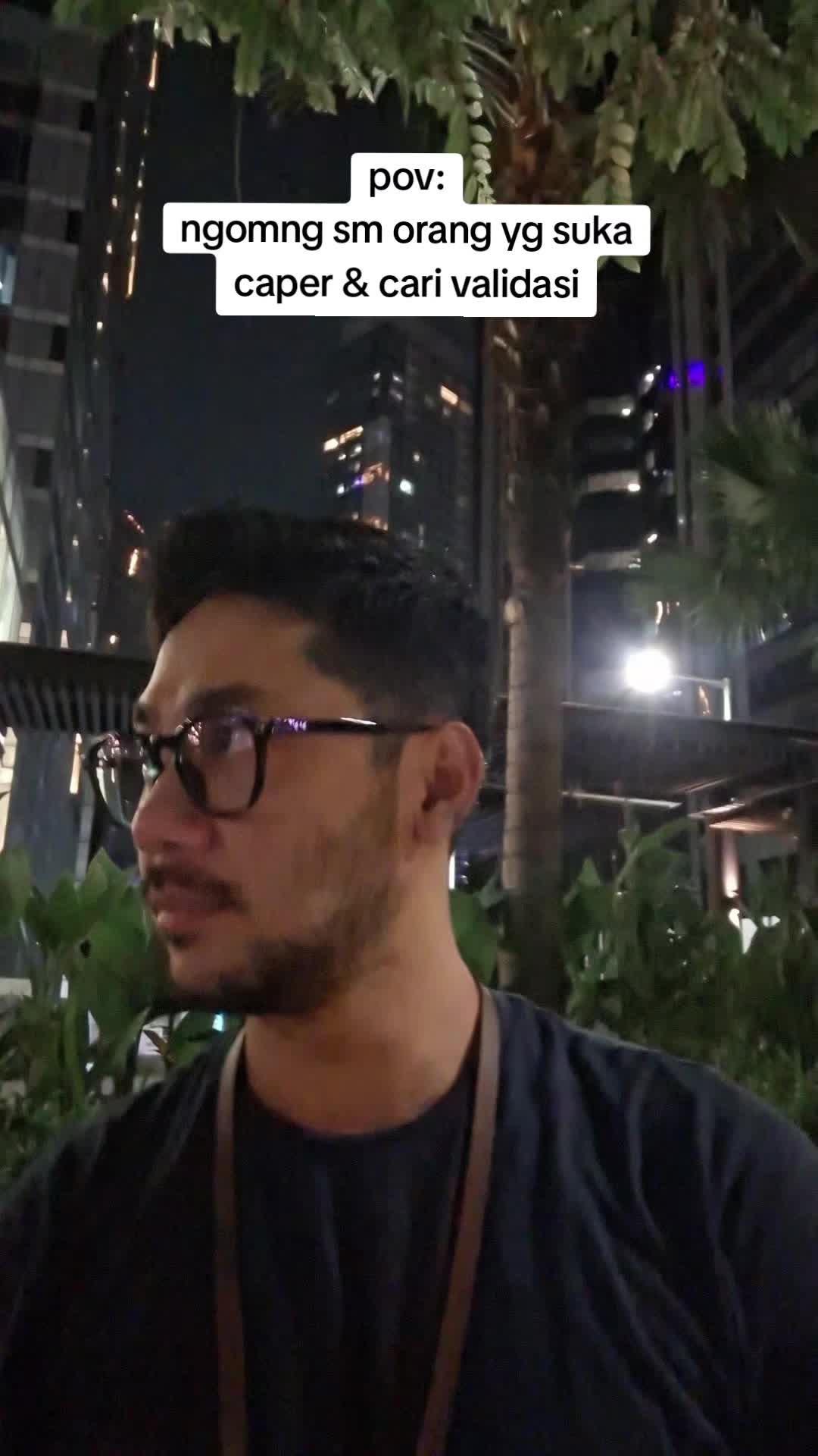@Cowok Random