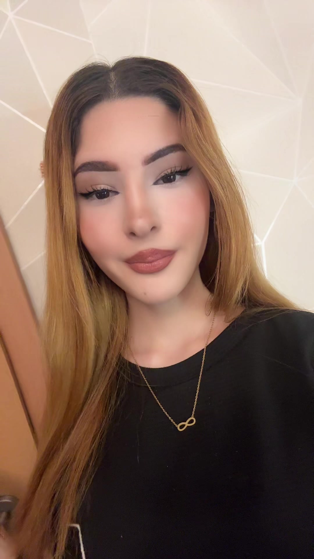 @𝙳𝚘𝚗𝚢𝚊 🖤