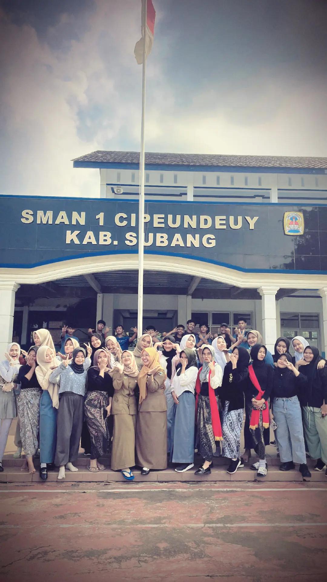 @XII IPS 2