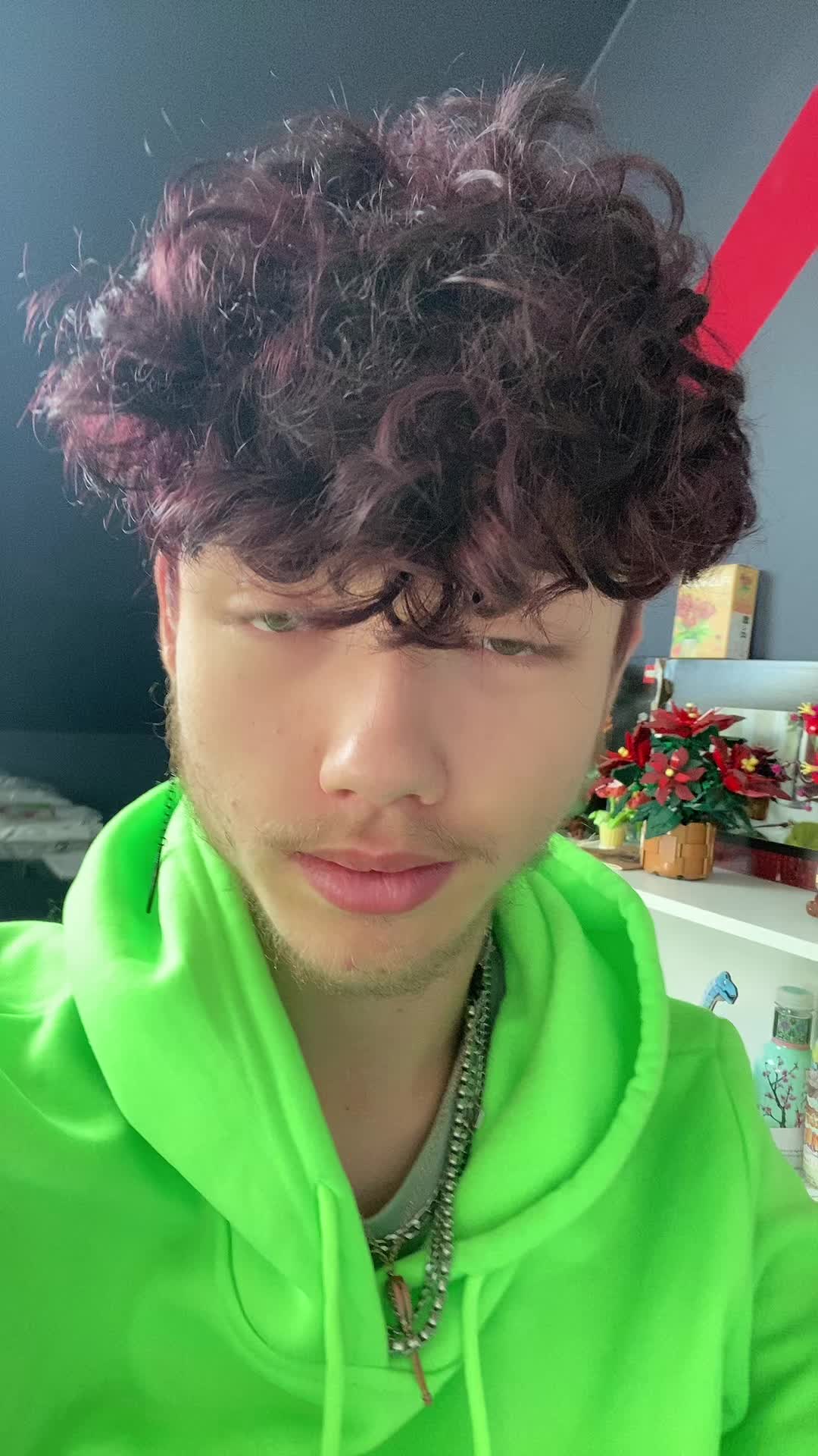 @Étoile Fuyante 🌠