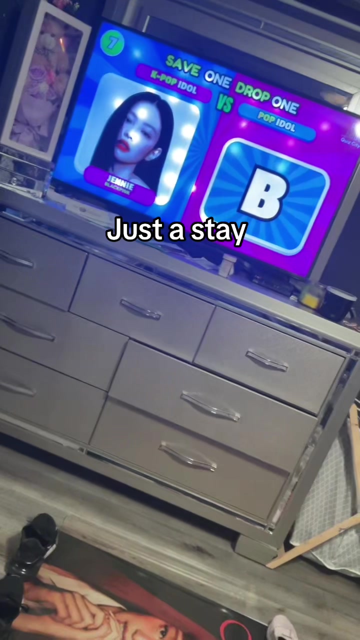 @-$kiwi$-