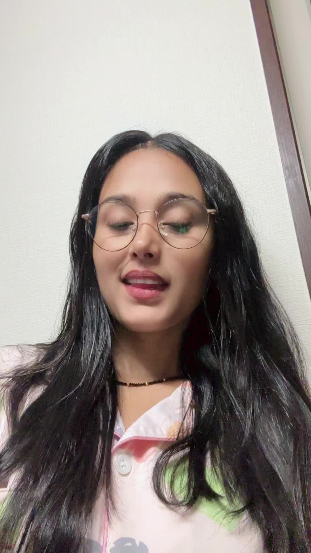 @Rojina🫶