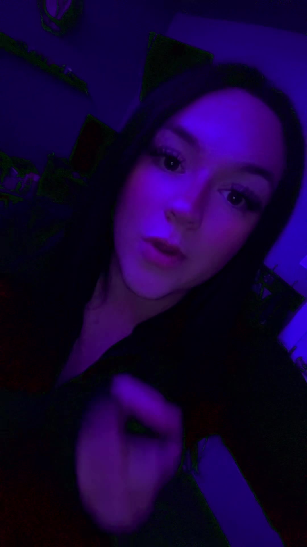 @Dominique