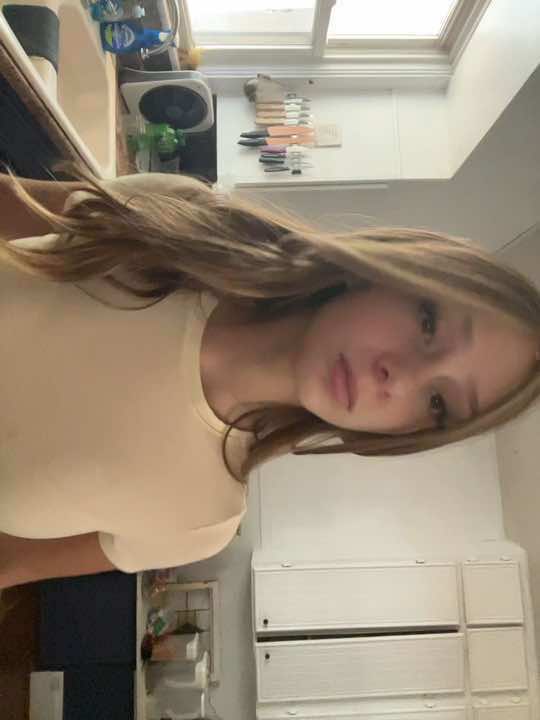 @EllahSophia Simons