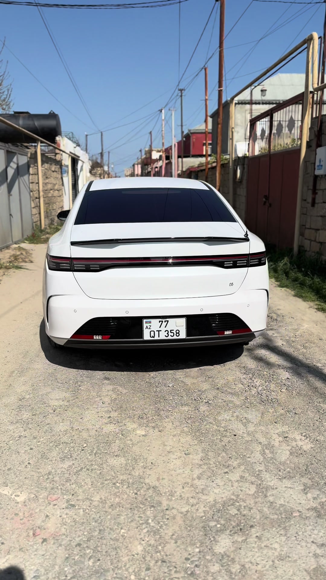 @H.N 075