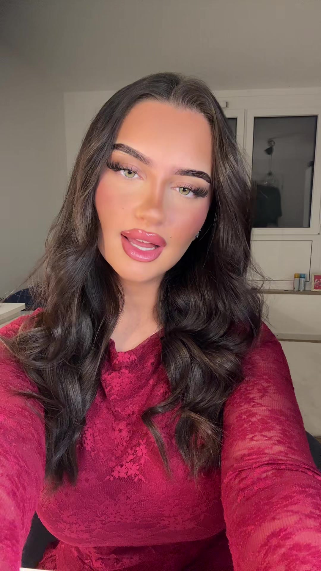 @𝒮