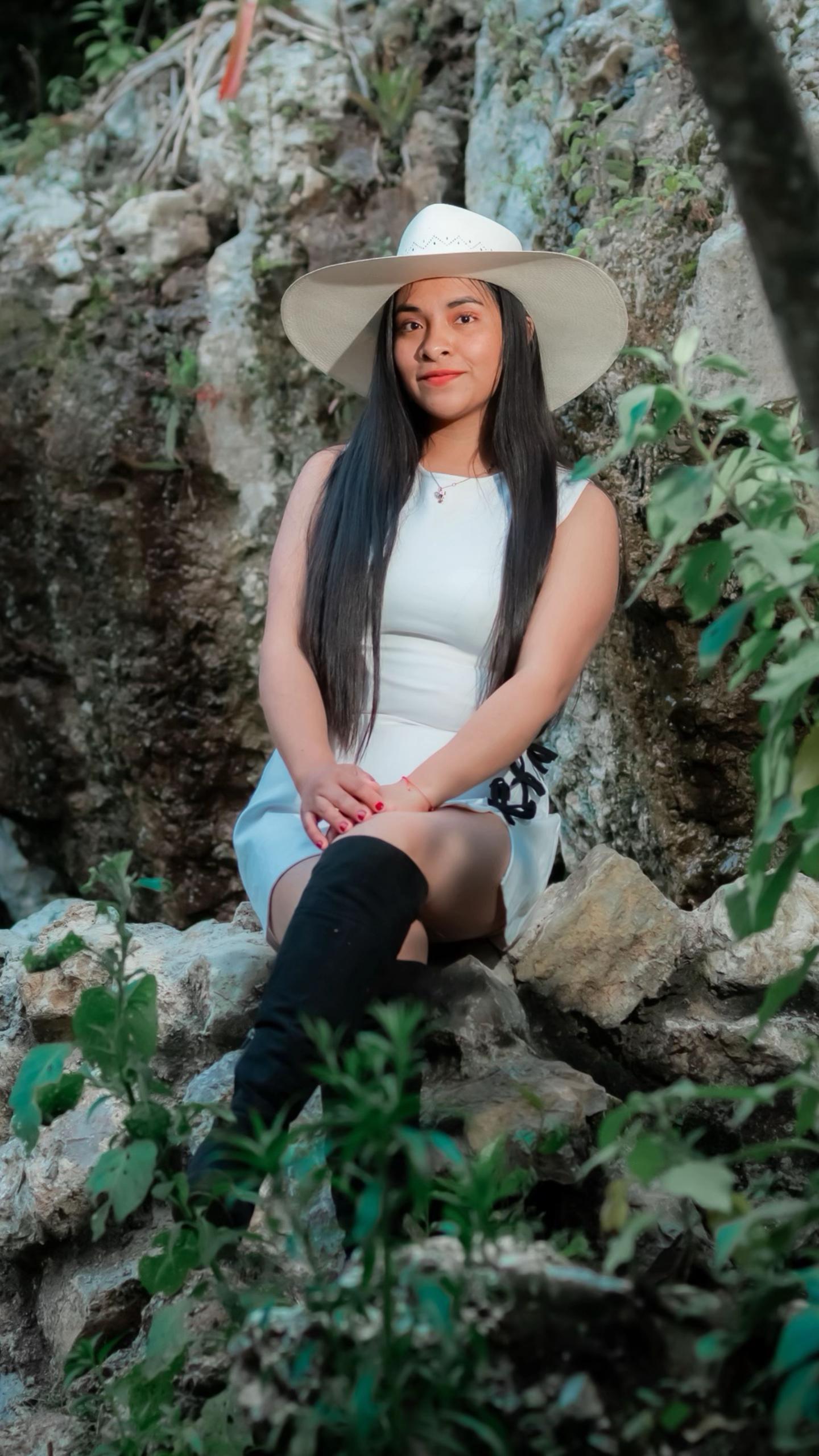 @🌹Rosalia Garcia ✨