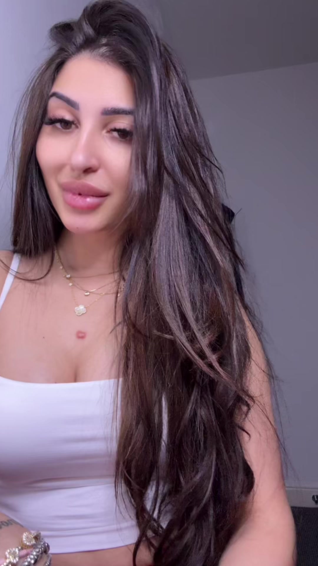 @𝓕𝓵𝓸𝓻𝓲'𝓼
