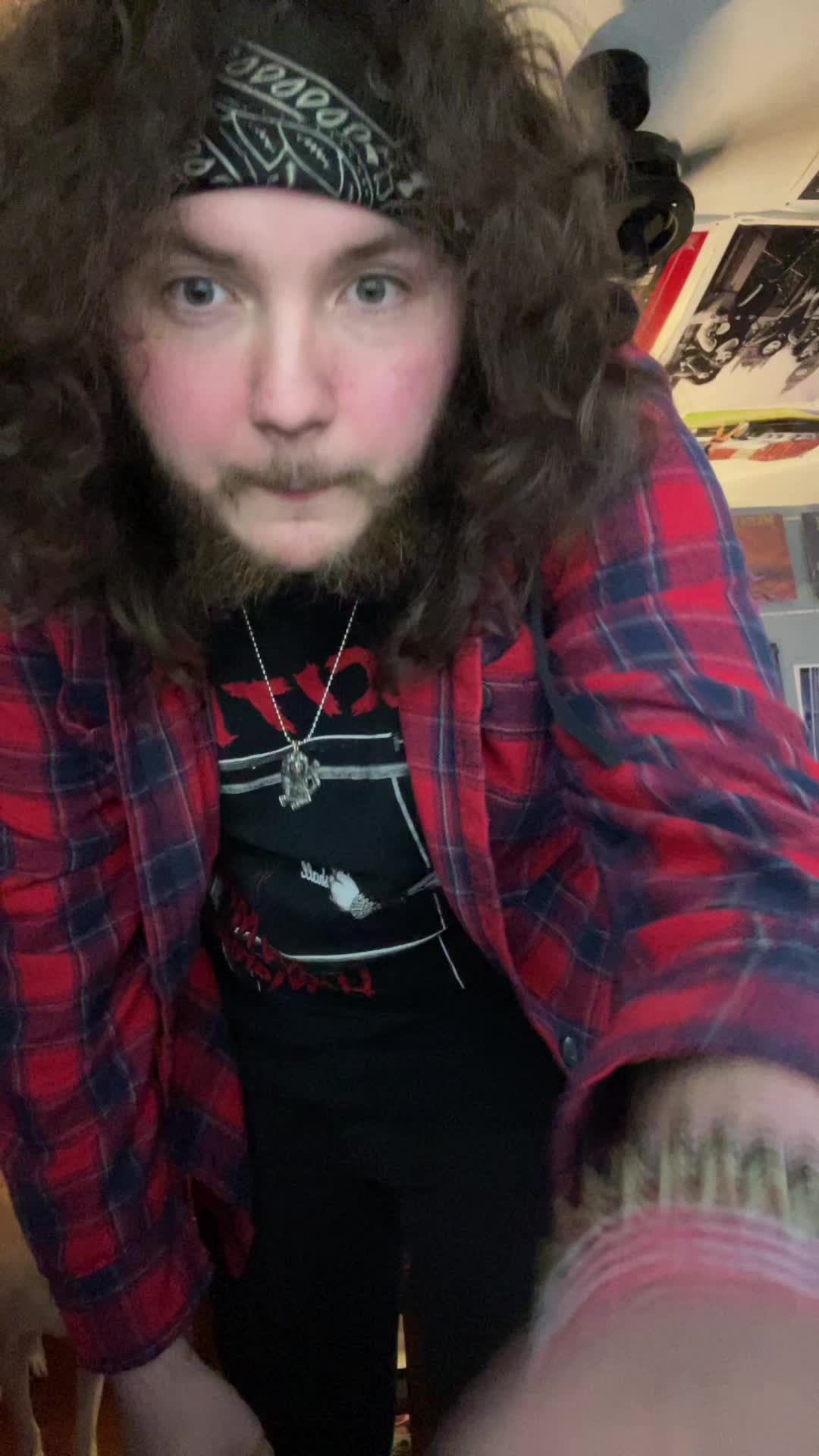 @Buttblasted ur girl