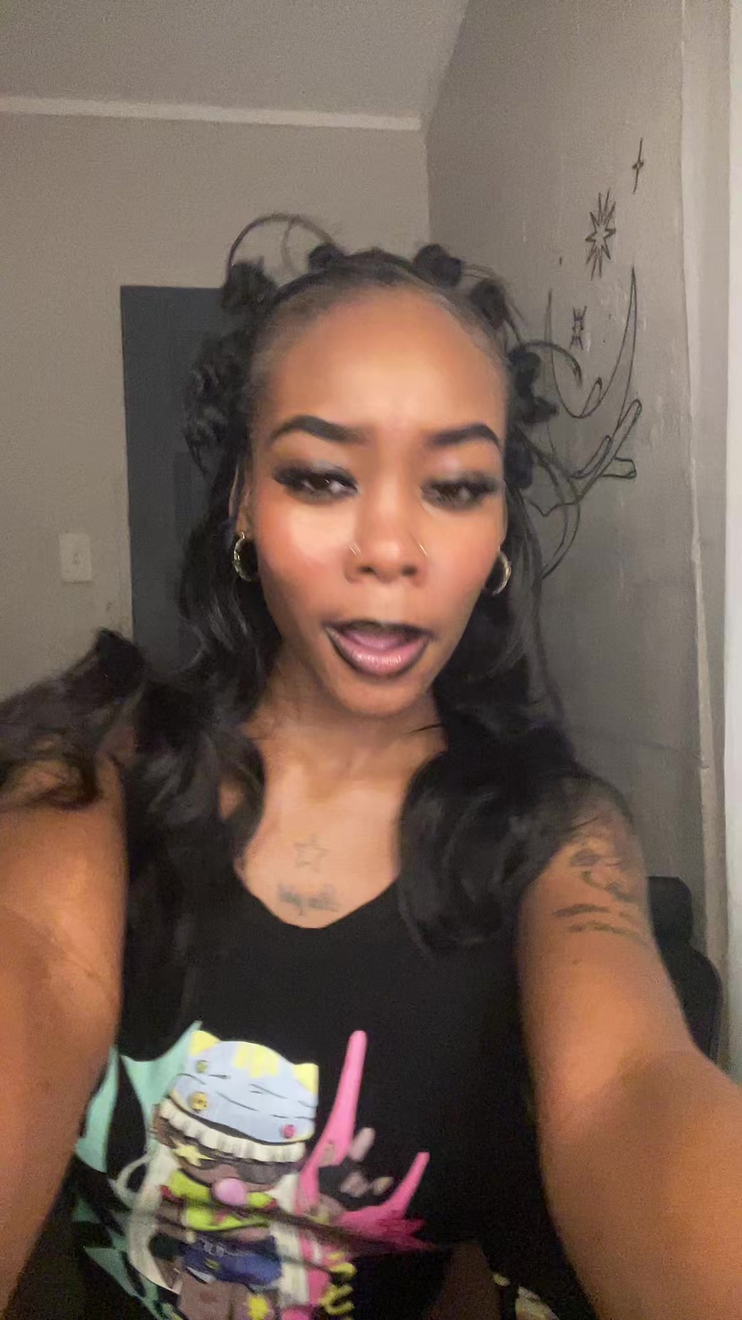 @tori 👩🏾&zwj;❤️&zwj;💋&zwj;👩🏾