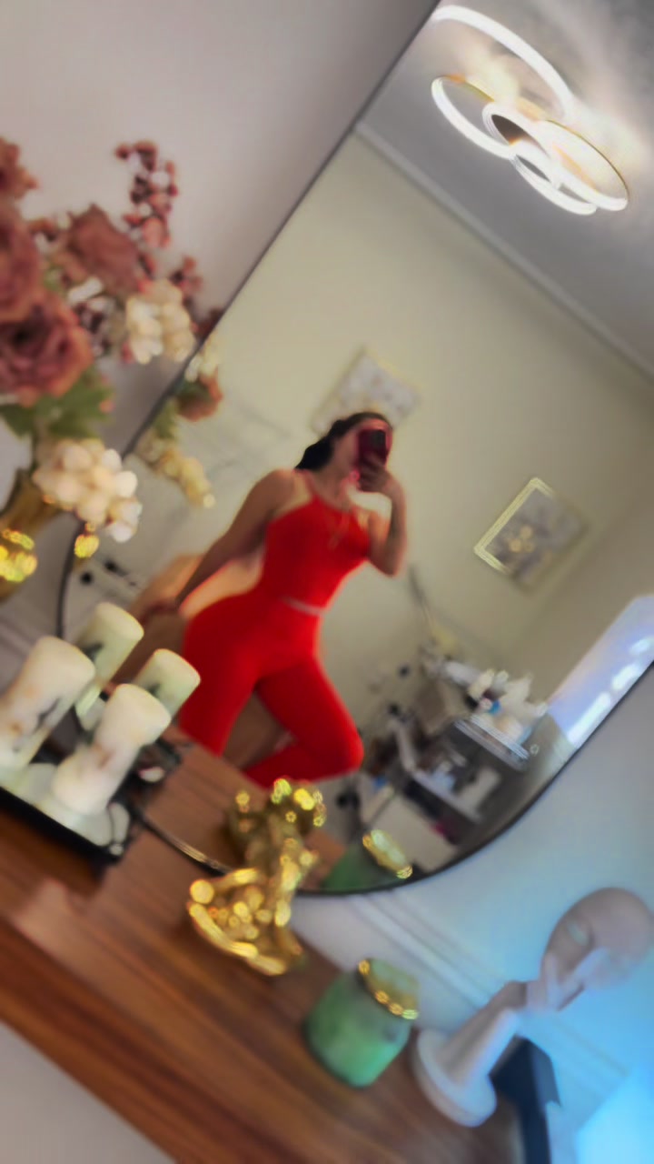 @Jennifer HernandezTv