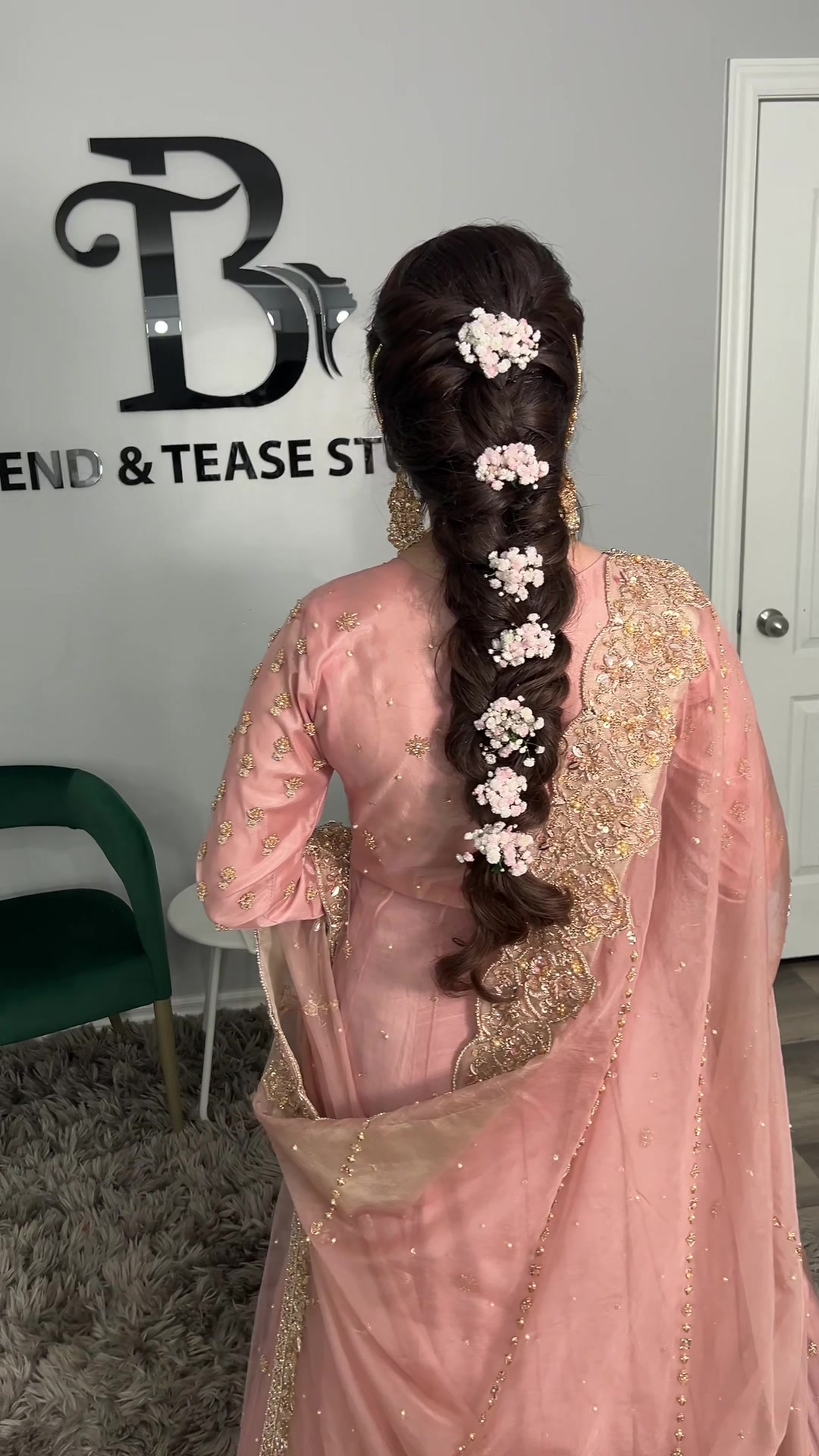 @Blend and tease studio
