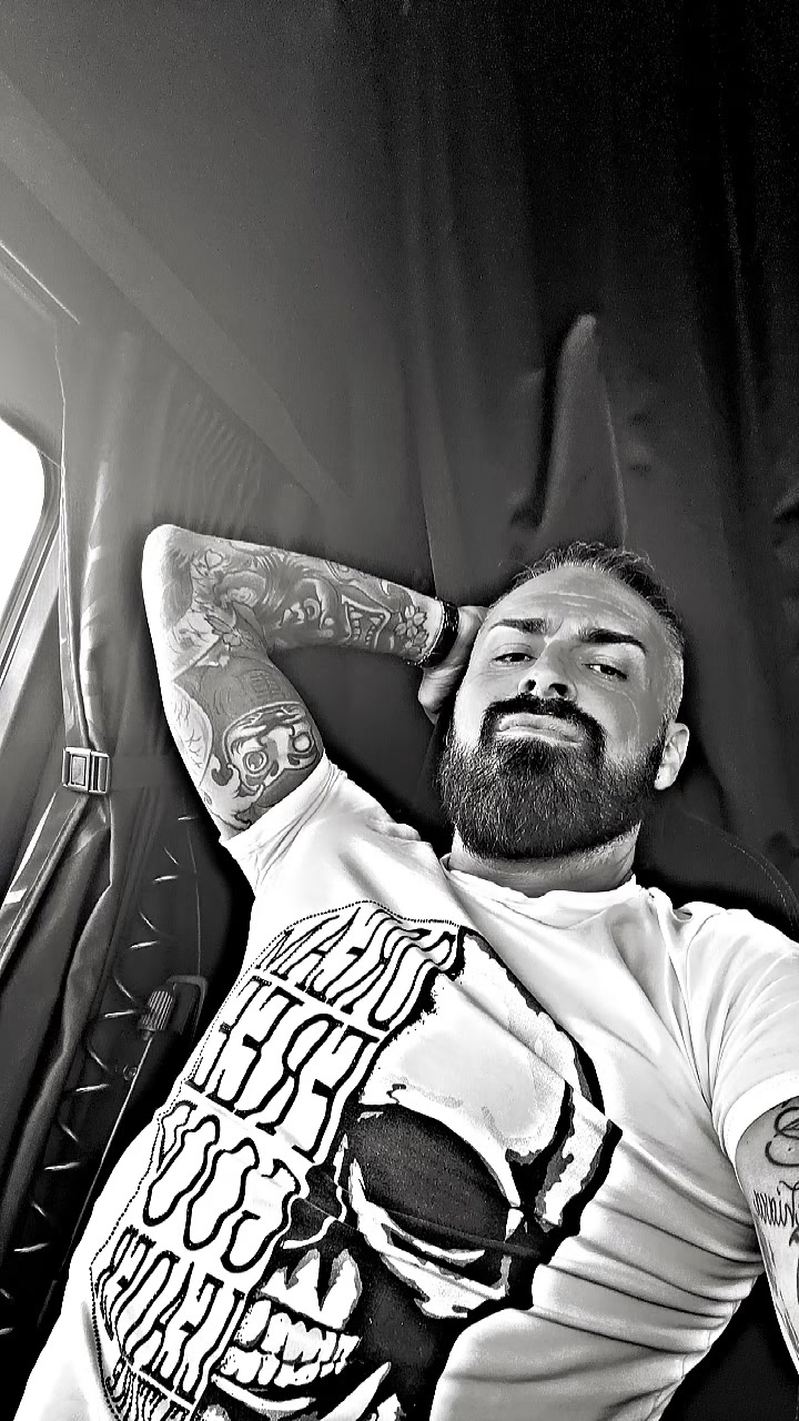 @Gianluca&ograve;mercenario2💀🥷🏻
