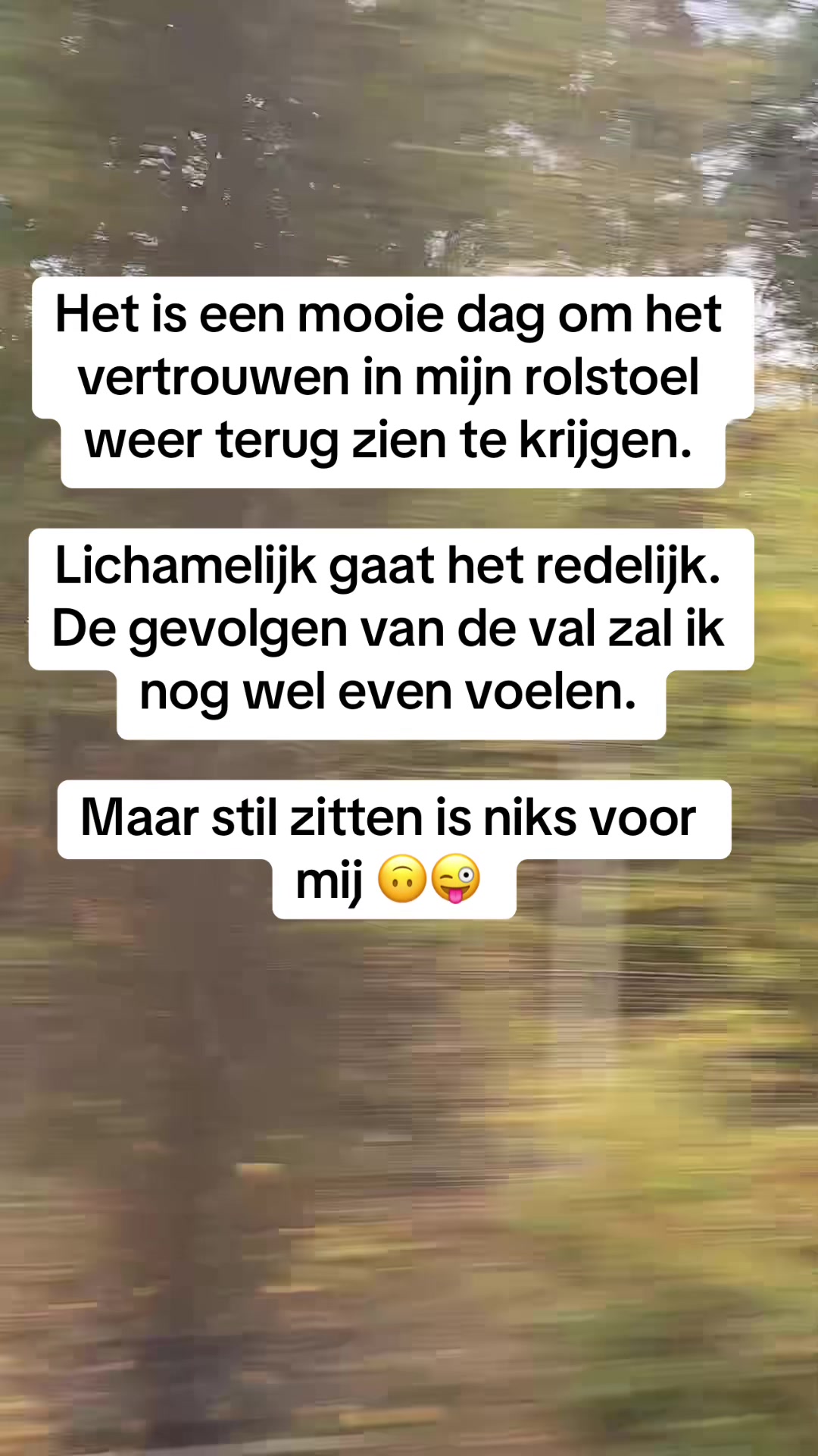@Op weg naar de rolstoelbus
