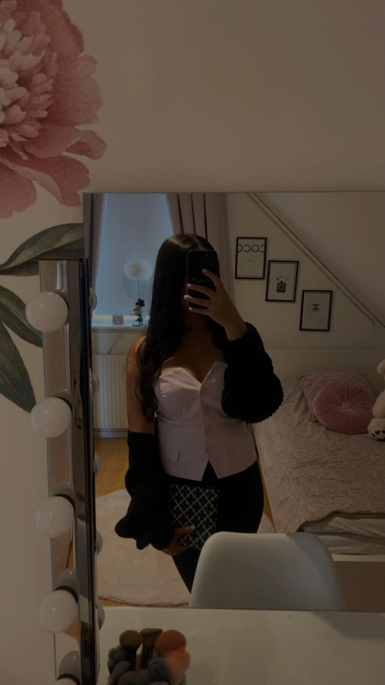 @🤍