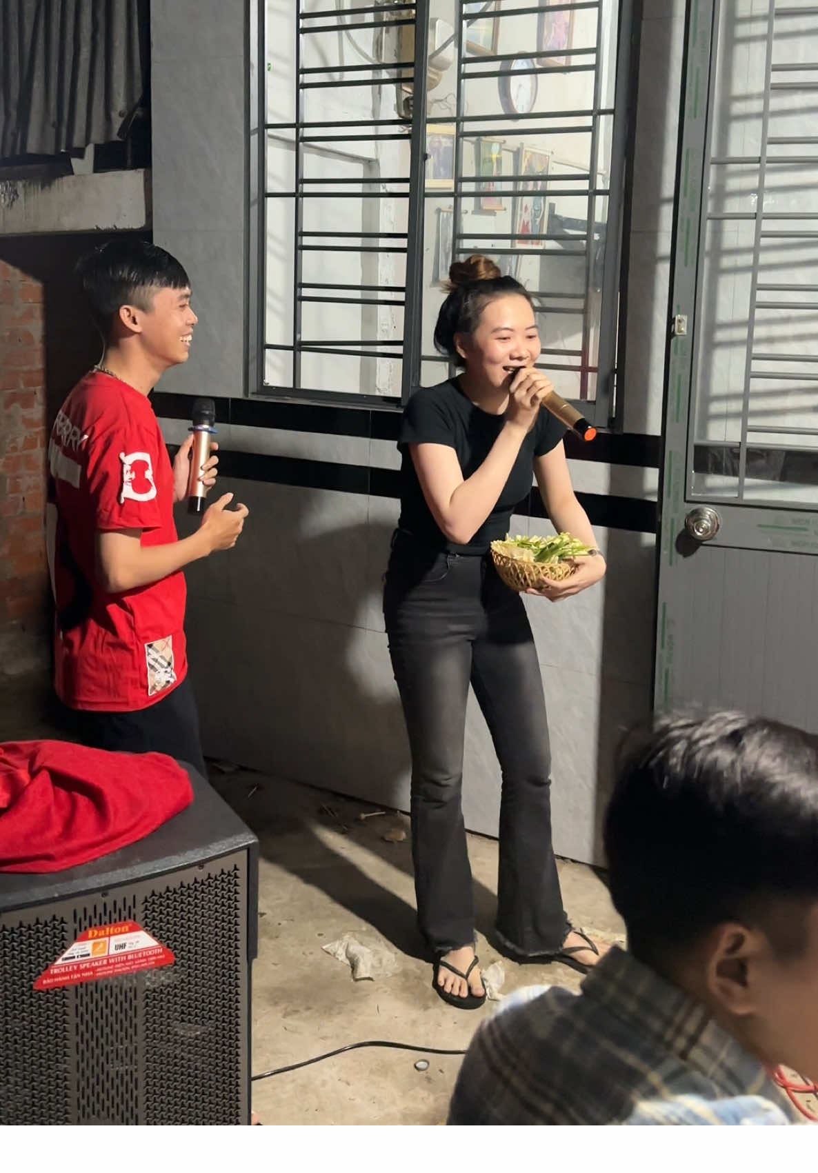@L&acirc;m li o Tẽn Tẽn