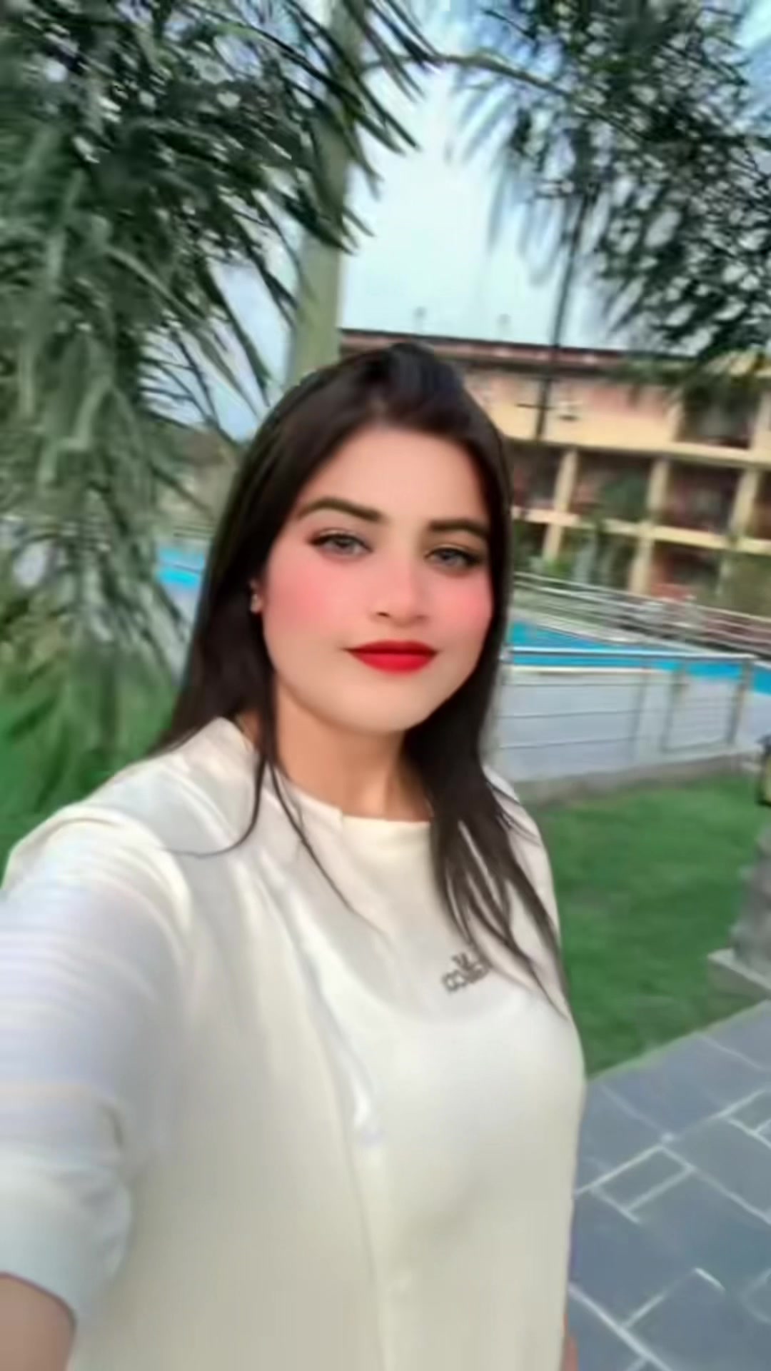 @𝓗𝓪𝓻𝓲𝓷𝓲 🦋