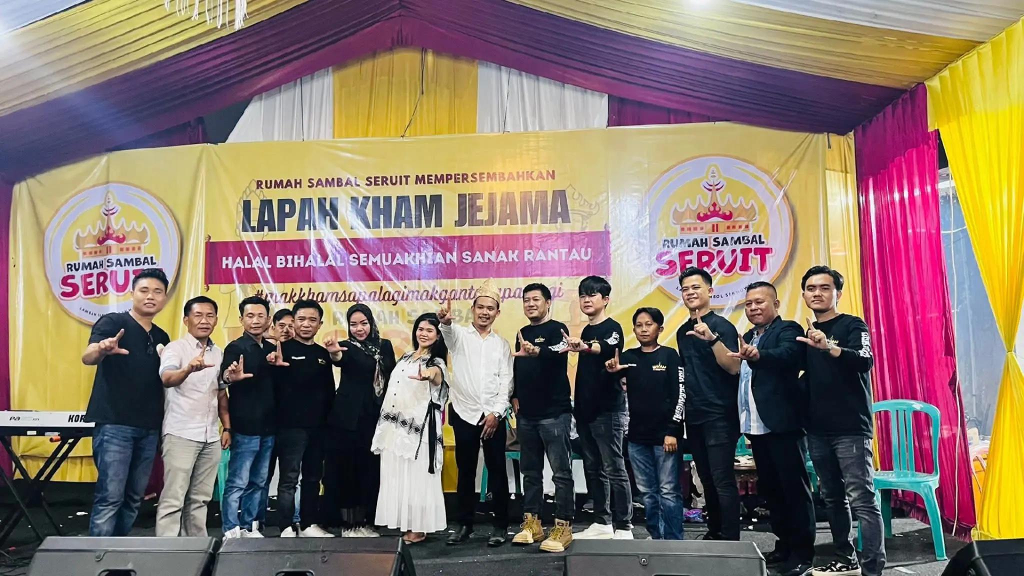 @pendri khenik Tiga serangkai