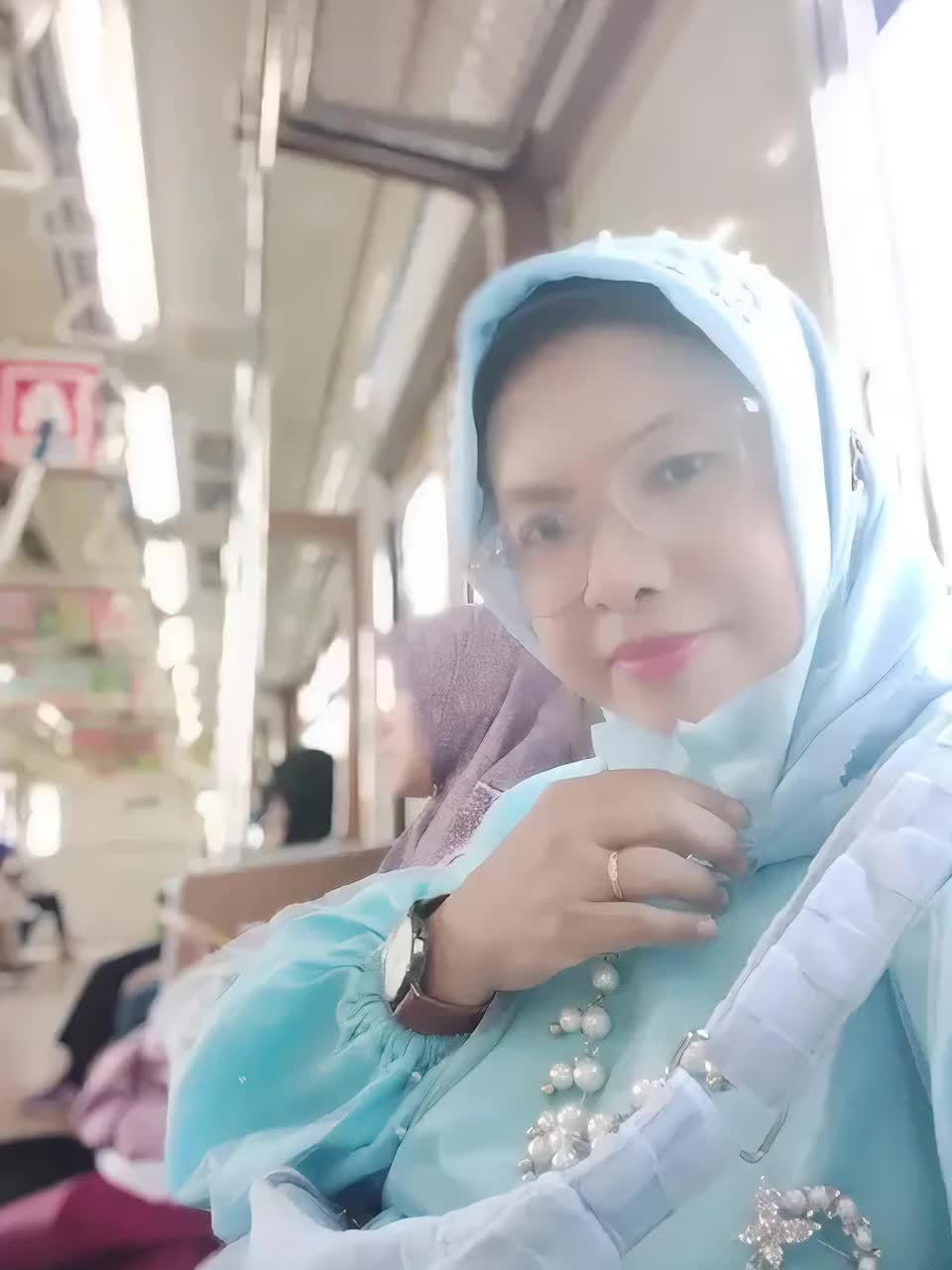 @Hesti