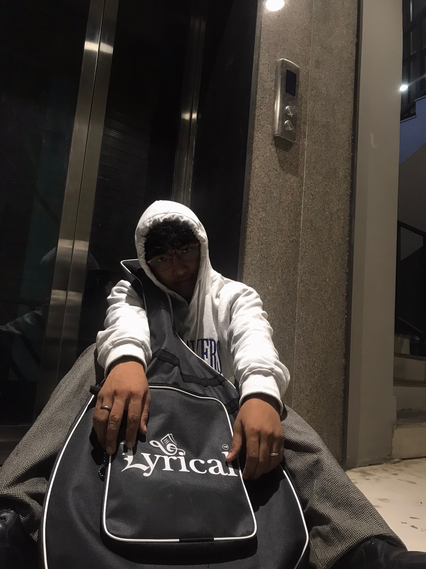 @R