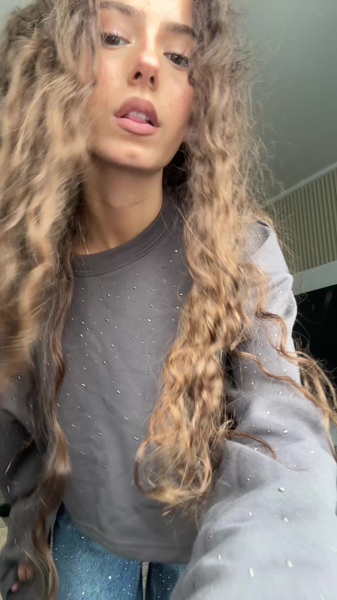 @𝘥𝘪𝘢𝘯𝘢