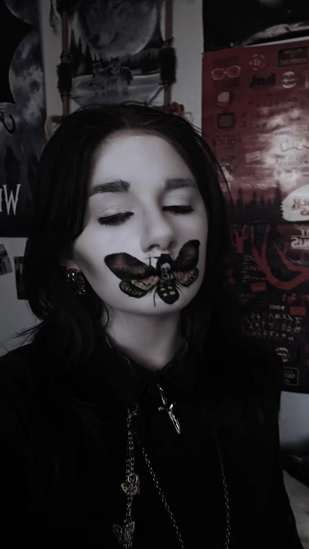 @⊝do I know you??⊝