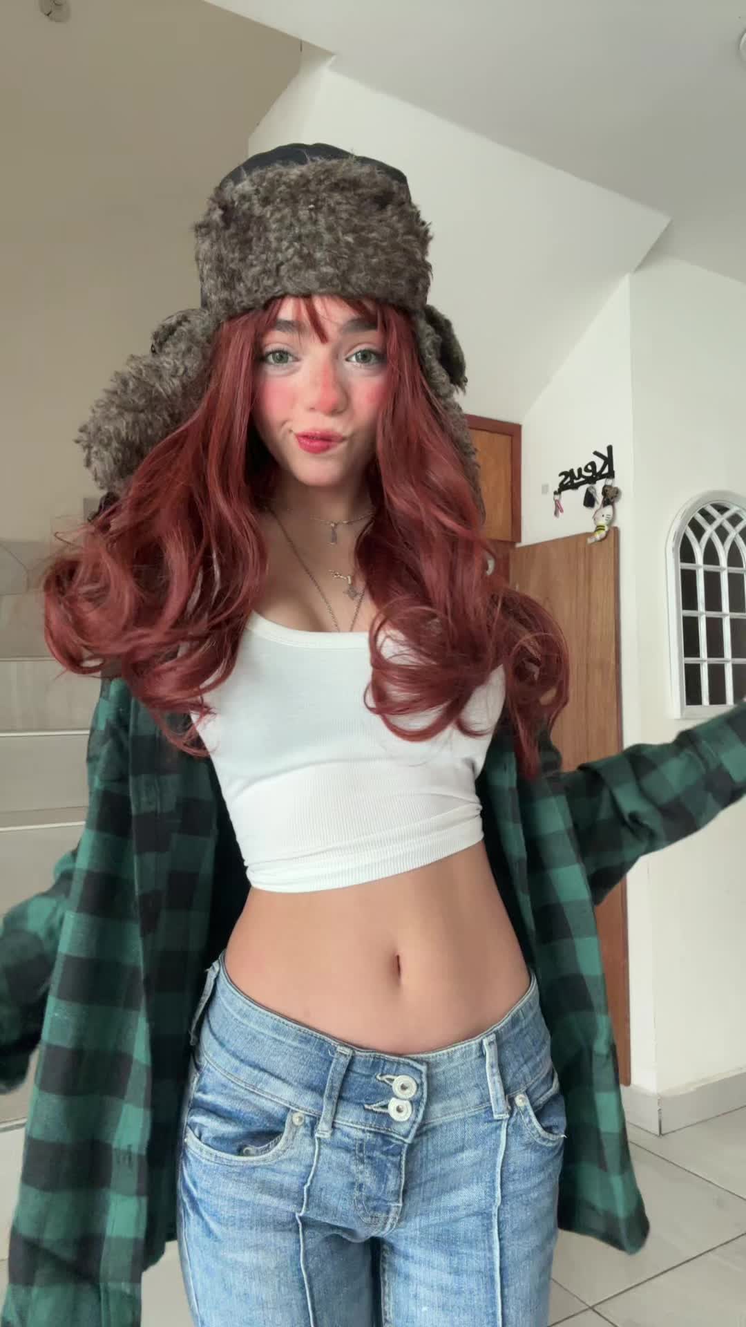 lawuerita (@lawuerita.comm1) - Urlebird