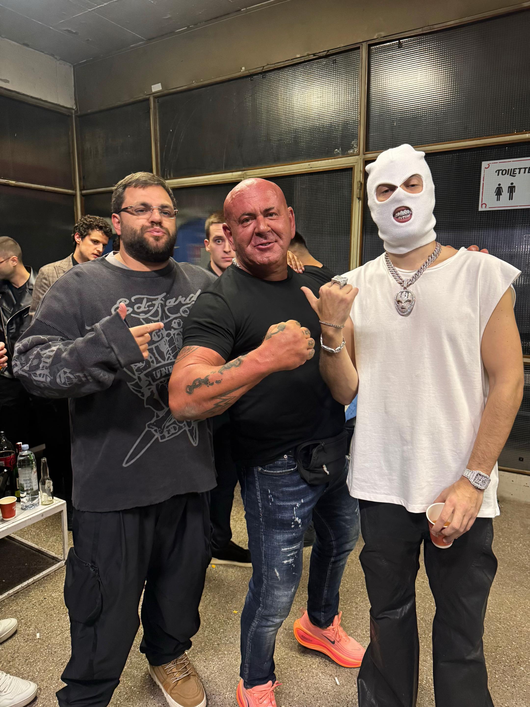 @Srećko Srelebrutal team