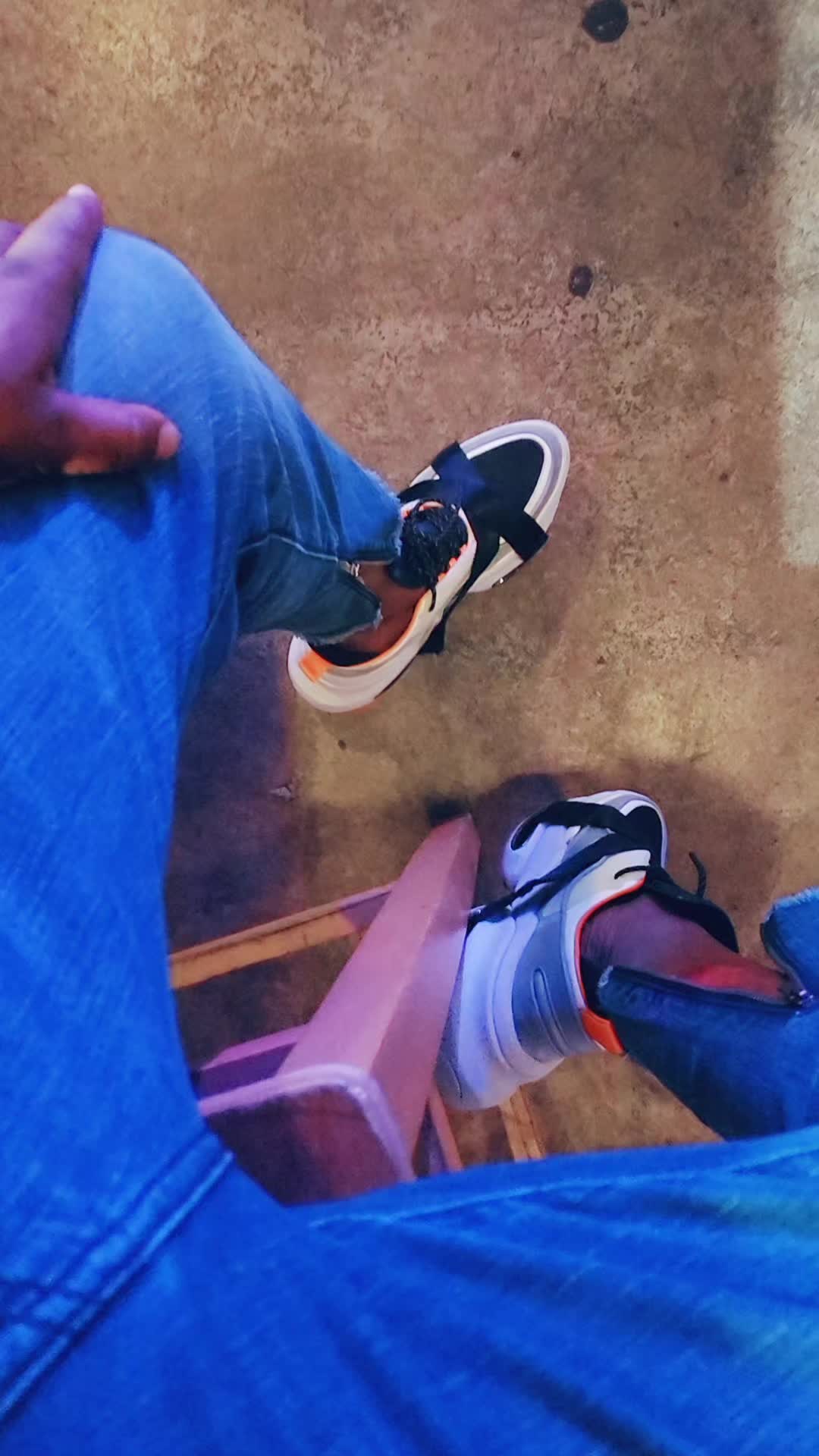 @Elvis