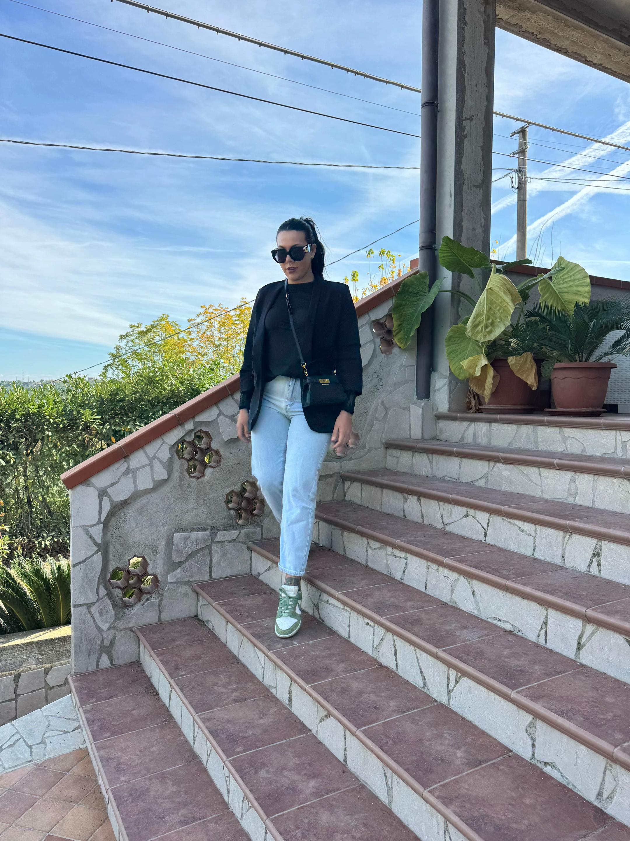 @annazollo_