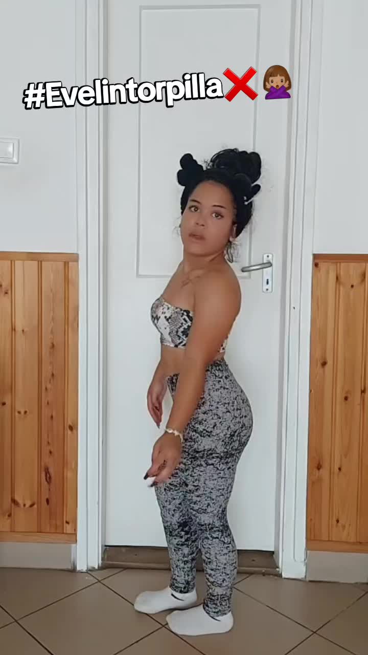 @🥃❤️Evelin t&ouml;rpilla❤️🥃