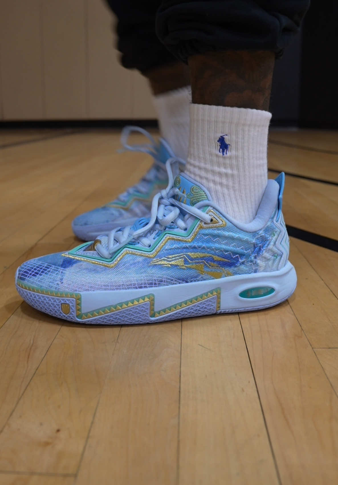 @Crosby Kicks