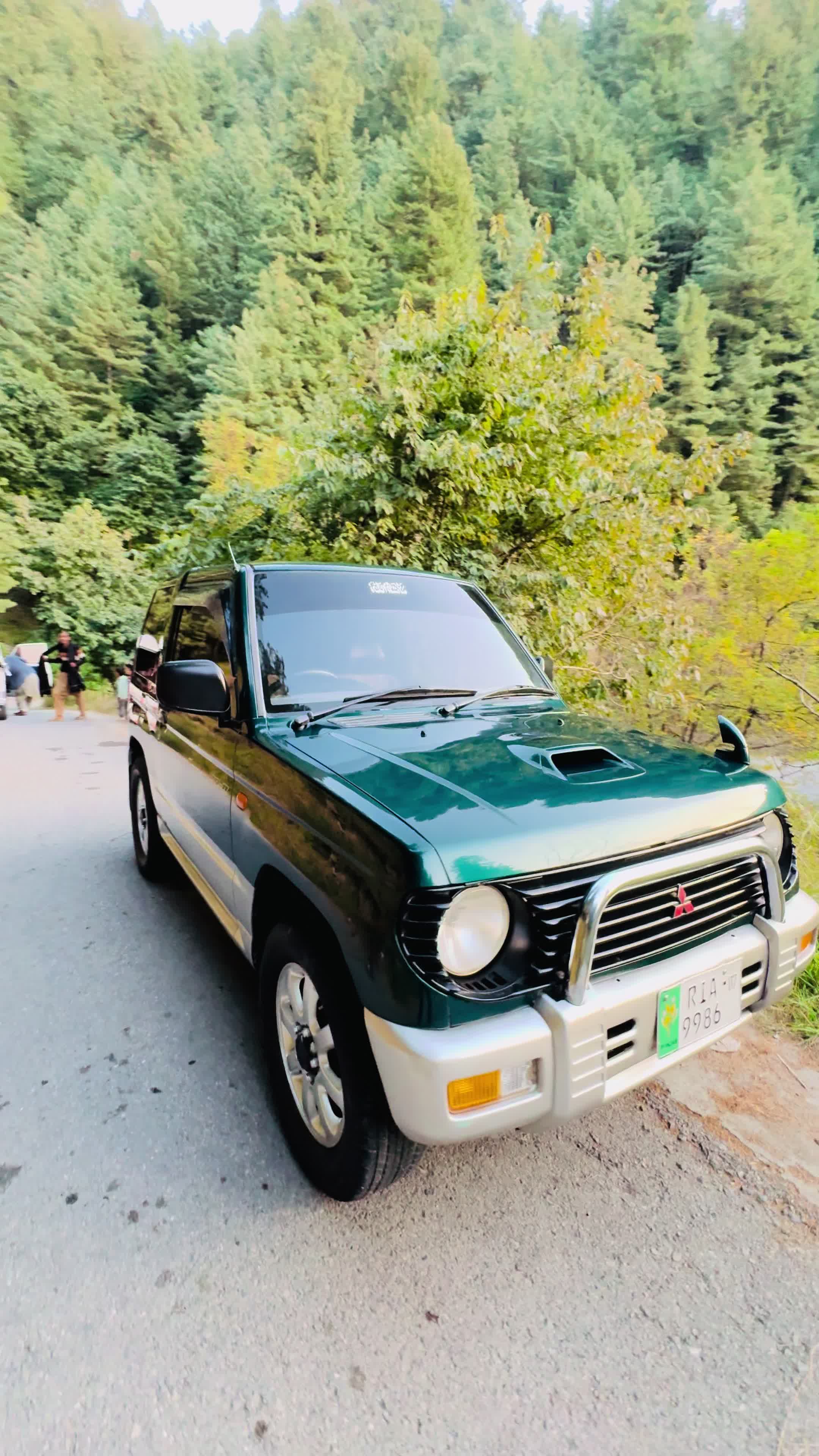 @FourWheels.com