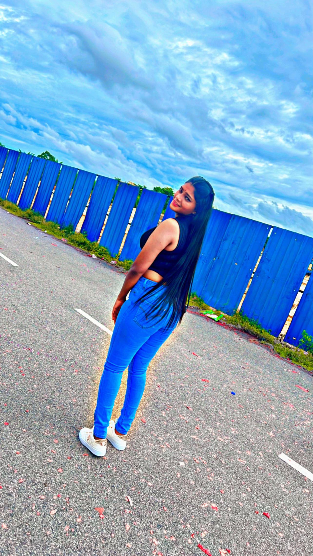 @🖤🕊️🫶🏻Nisha🫶🏻🕊️🖤